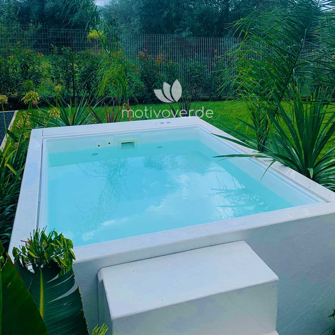 https://www.motivoverde.com/wp-content/uploads/2024/09/Evidenza-progetti_Motivoverde_Minipiscine-idromassaggio-e-Piscine.jpg